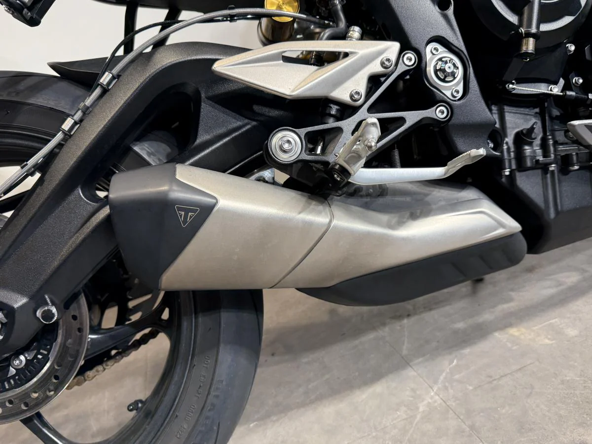 Triumph Street Triple 765 RS - Image 5
