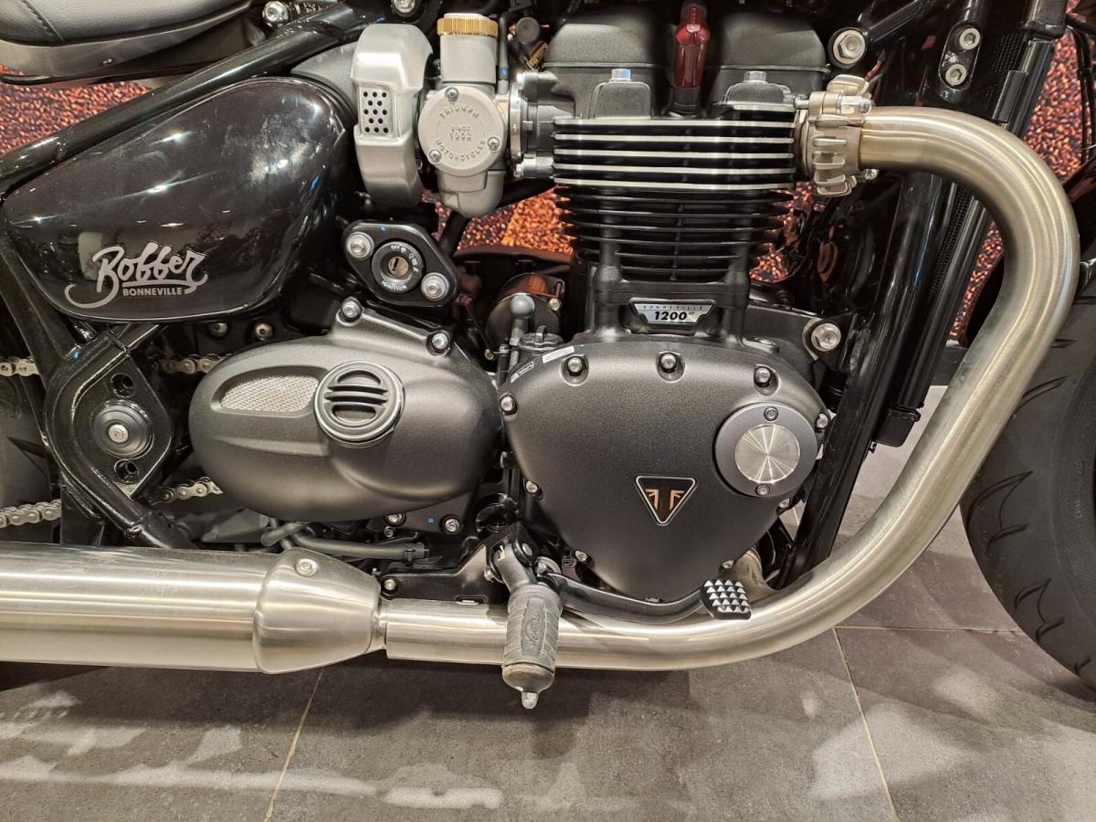 Triumph Bonneville Bobber - Image 26
