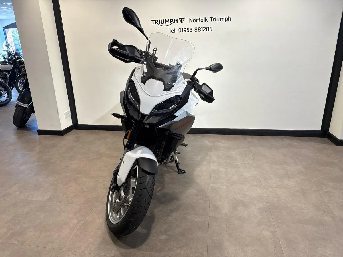 BMW F900XR - Image 10