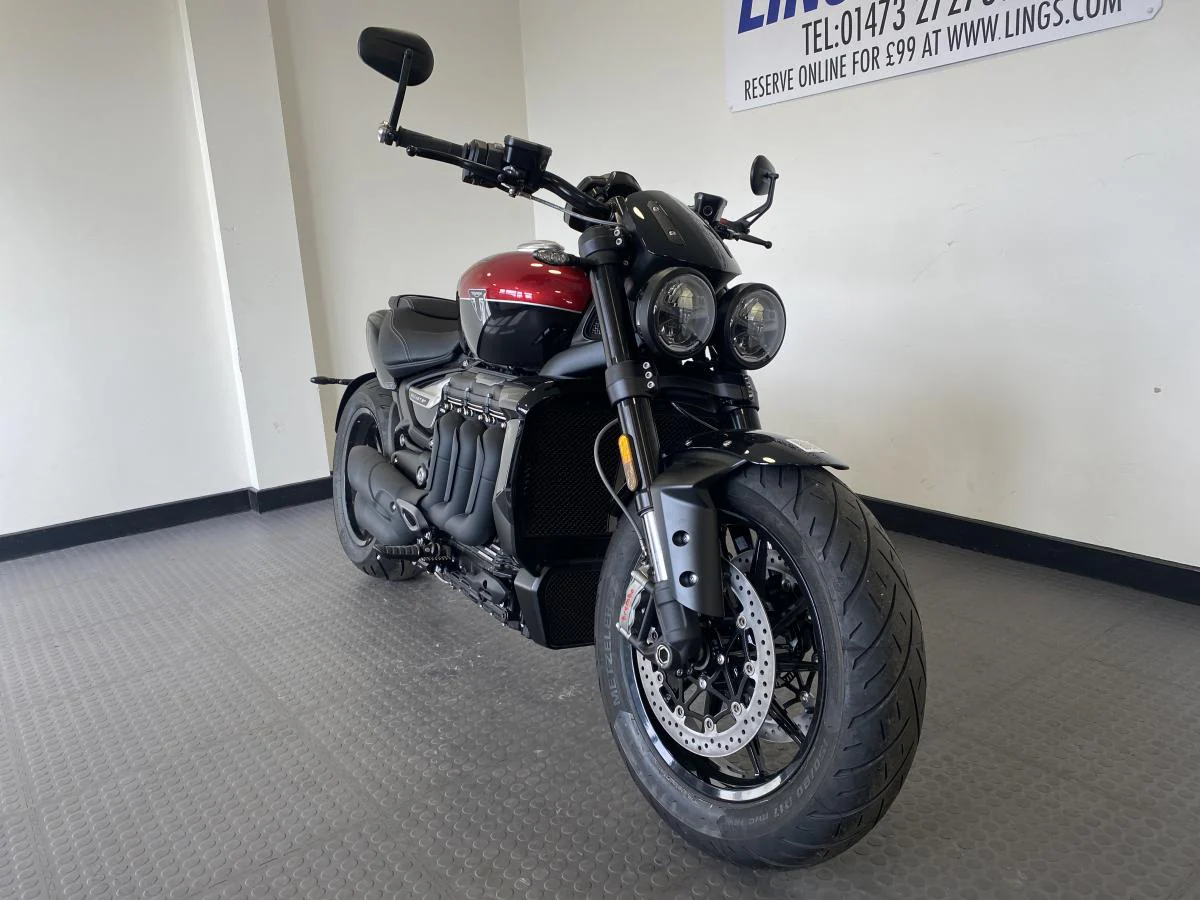 Triumph Rocket III Storm R - Image 2