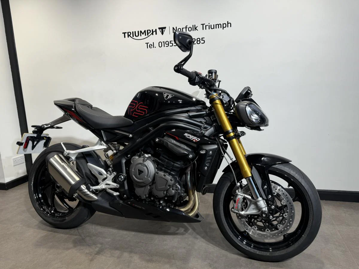 Triumph Speed Triple 1200 RS - Image 2