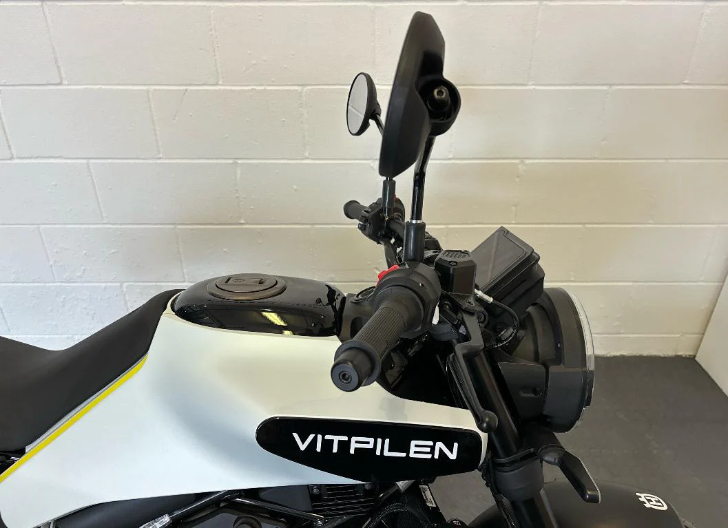 Husqvarna Vitpilen 125 - Image 6