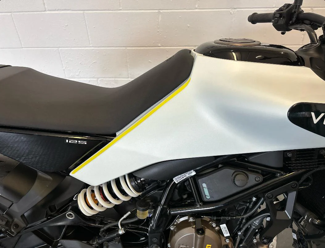 Husqvarna Vitpilen 125 - Image 8