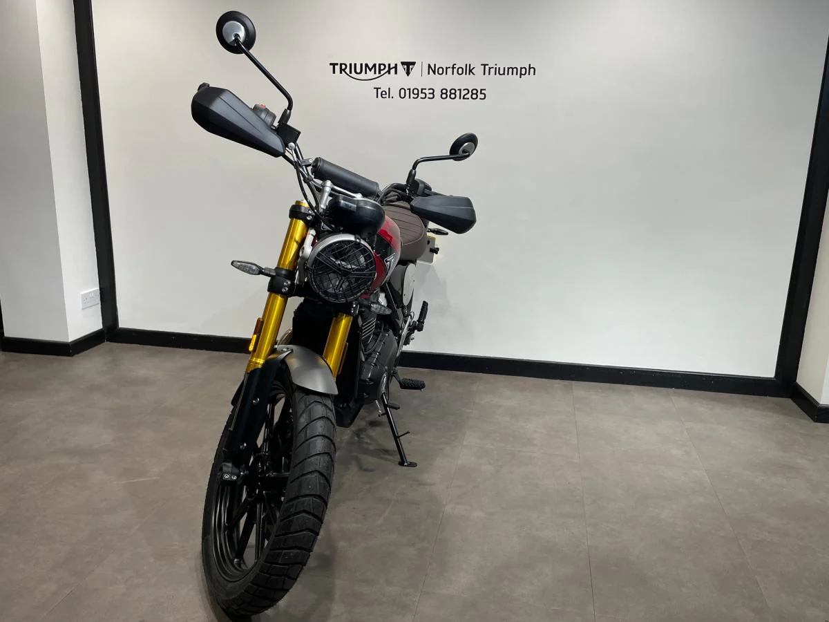 Triumph Scrambler 400 X - Image 12