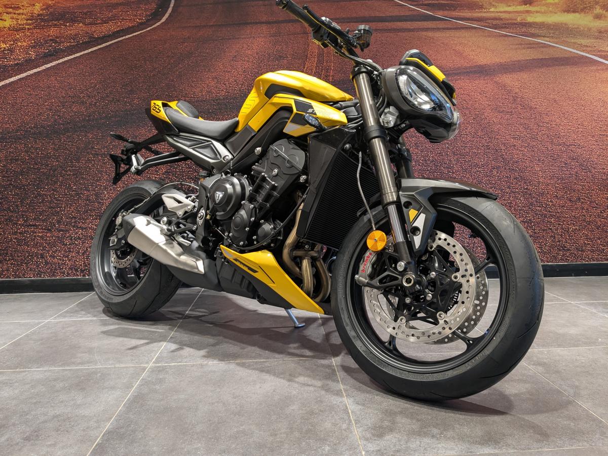 Triumph Street Triple 765 RS - Image 2