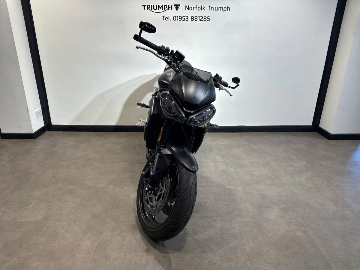 Triumph Street Triple 765 R - Image 8