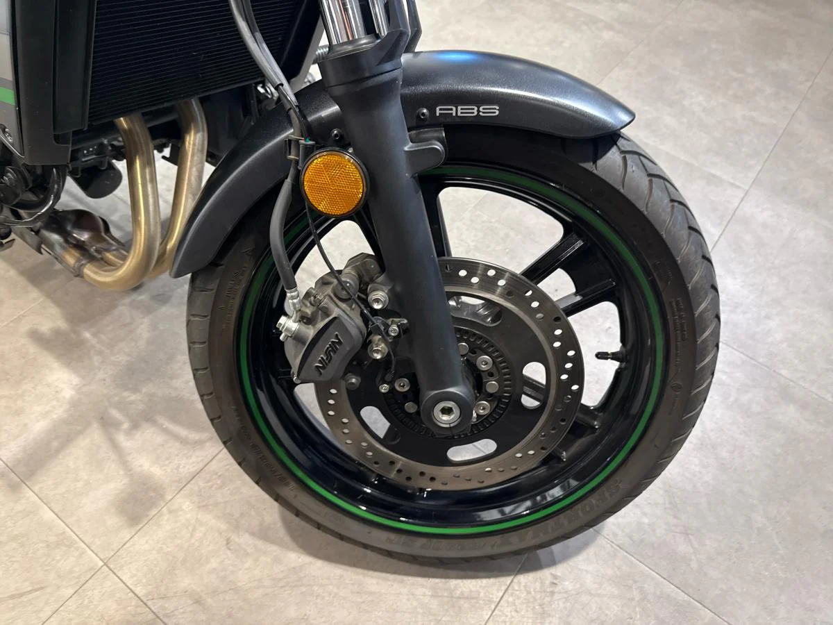 Kawasaki Vulcan 650 S - Image 18