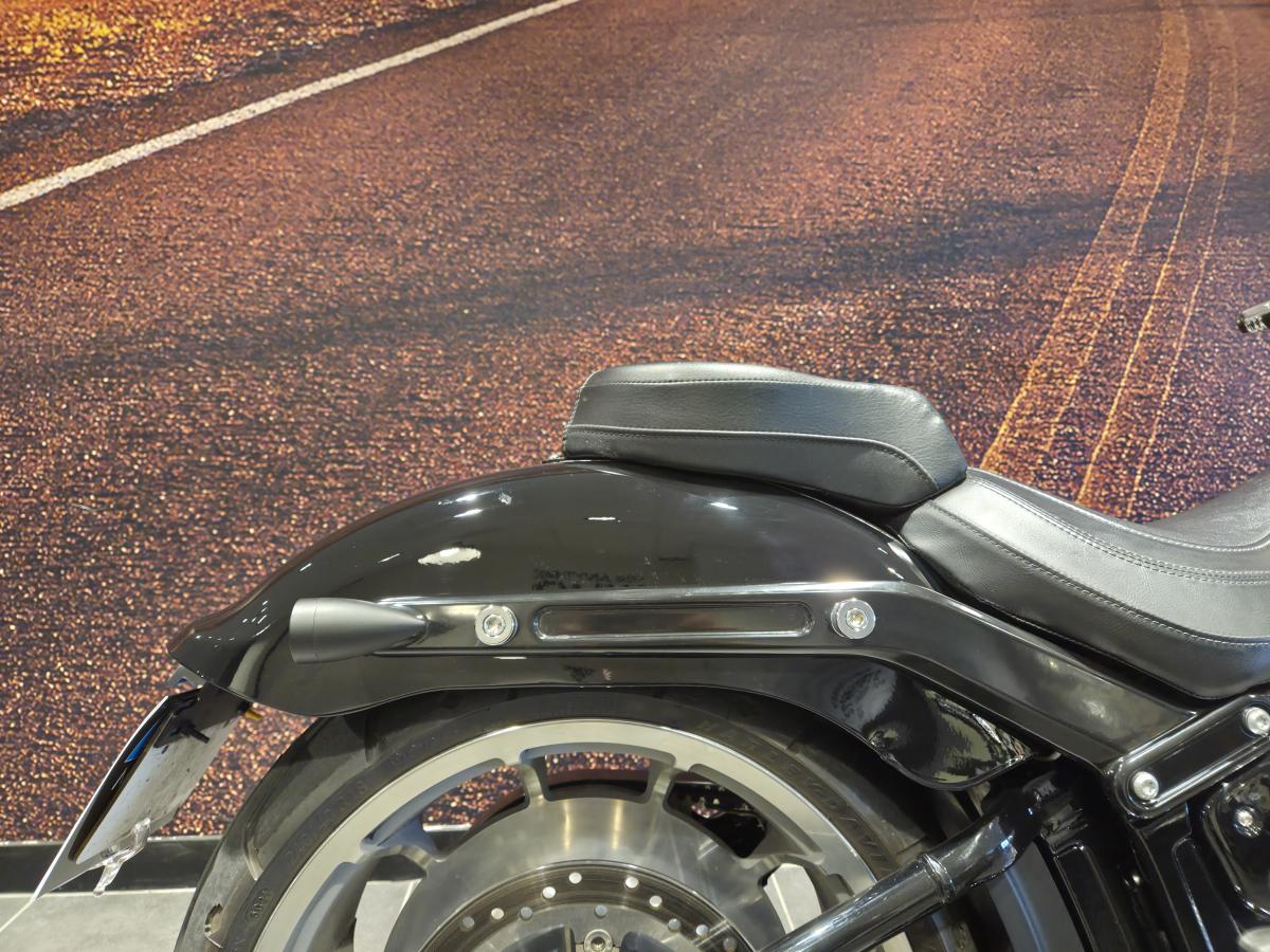 Harley-Davidson Softail Fatboy 114 - Image 17