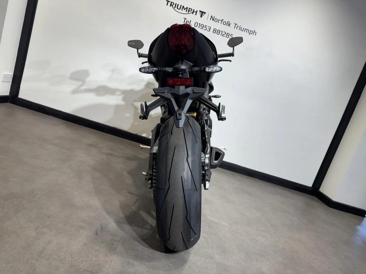 Triumph Street Triple 765 RS - Image 20