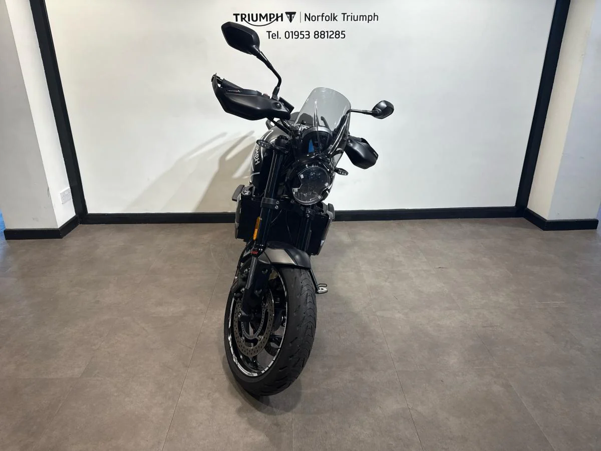 Triumph Trident 660 - Image 8