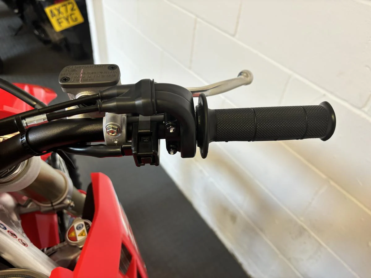 Honda CRF450R 2025 - Image 15