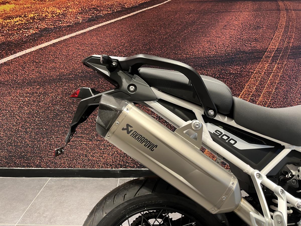 Triumph Tiger 900 - Image 11