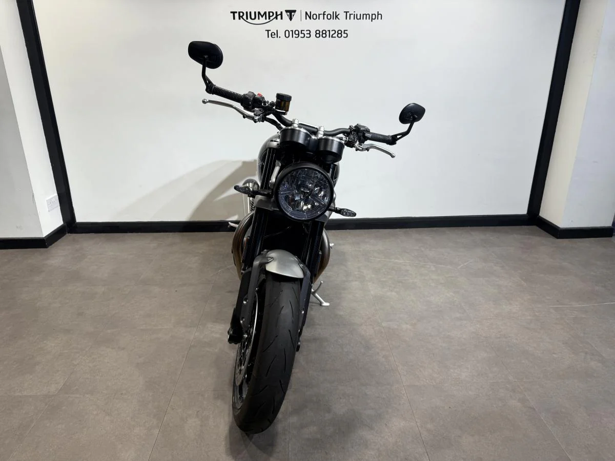 Triumph Speed Twin 1200 - Image 8
