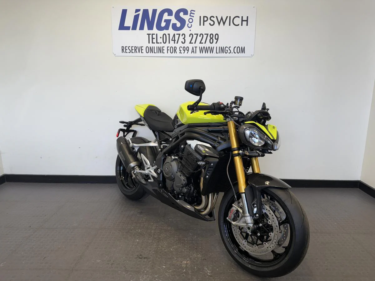Triumph Speed Triple 1200 RX - Image 2