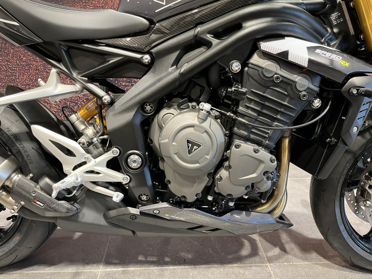 Triumph Speed Triple 1200 RX - Image 11