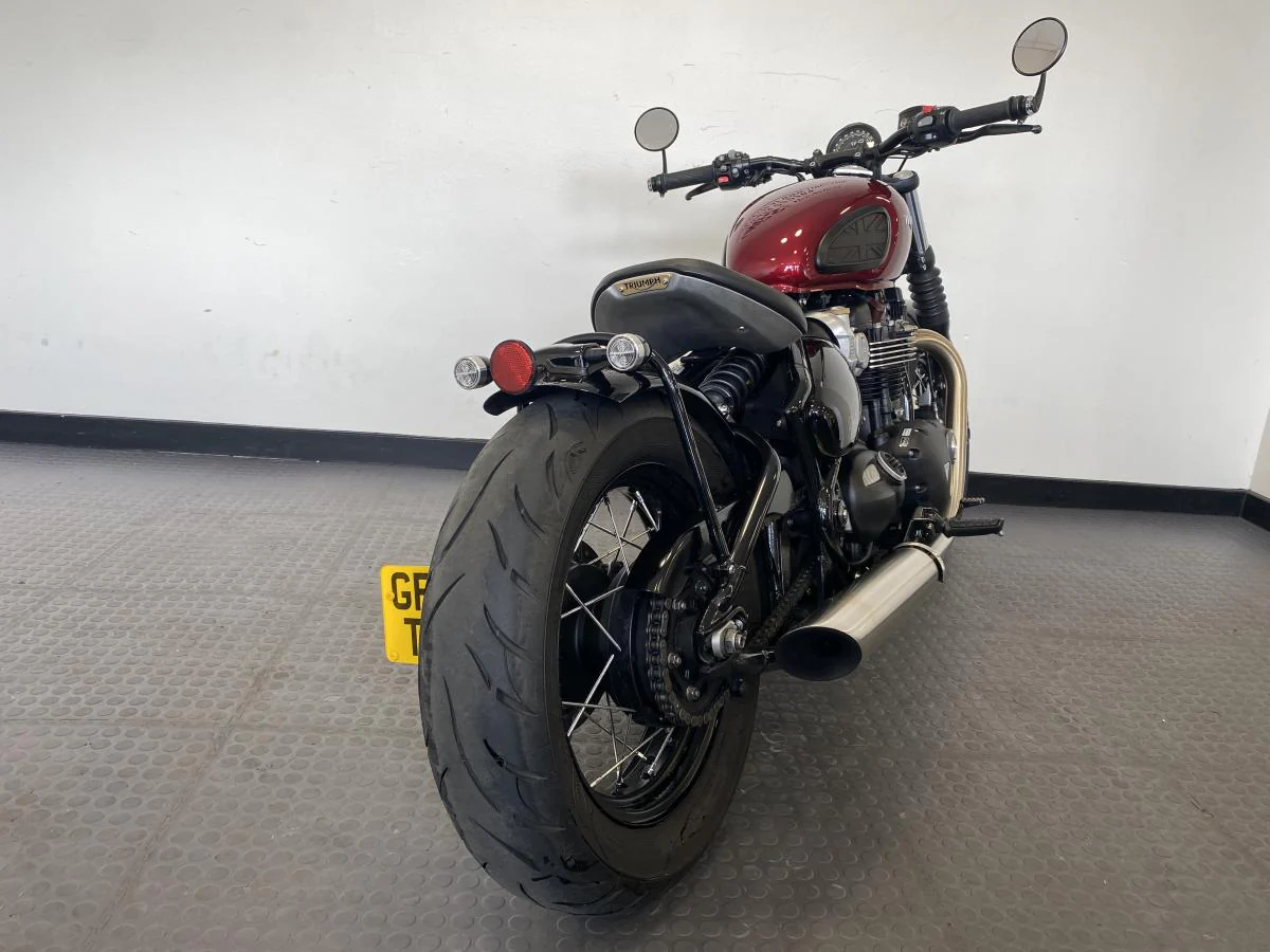 Triumph Bobber - Image 5