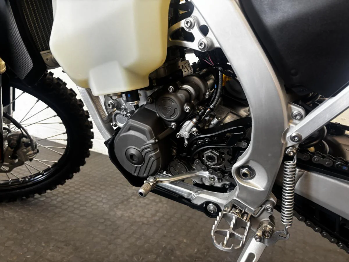 Triumph TF450E - Image 15