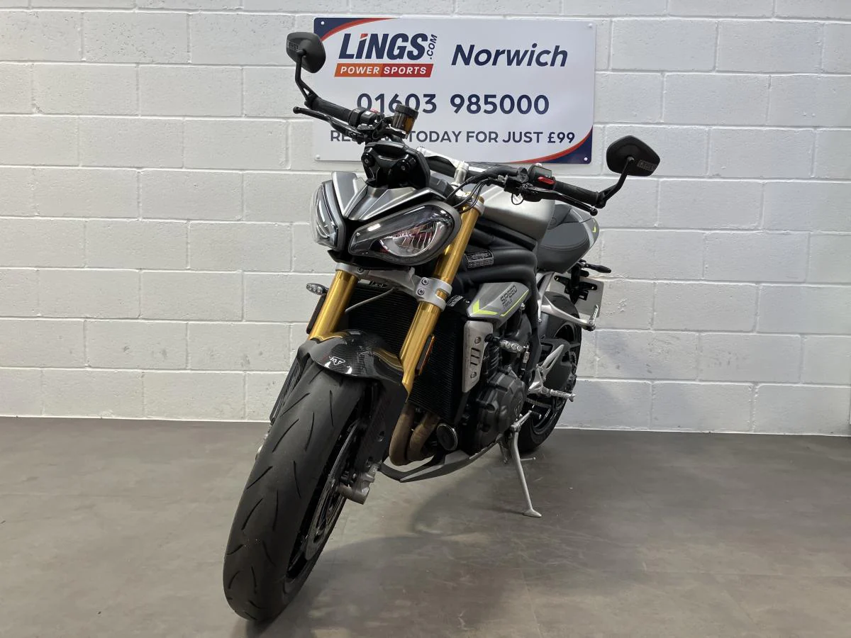 Triumph Speed Triple RS 1200 - Image 5