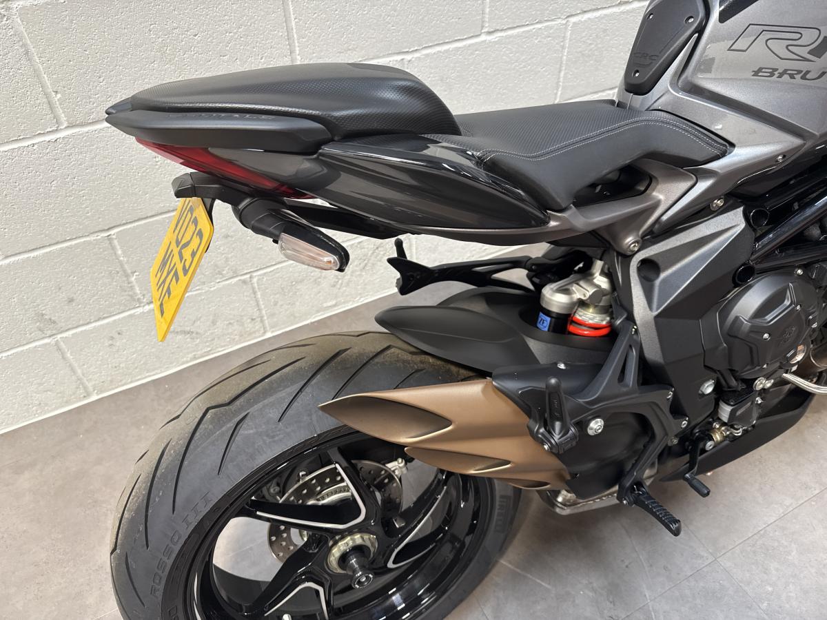 MV Agusta BRUTALE RR - Image 17