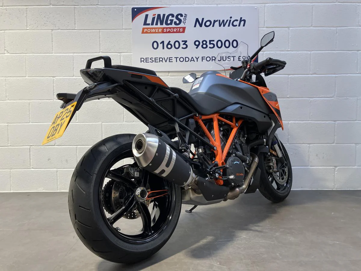 KTM 1290 Super Duke GT 2024 - Image 11