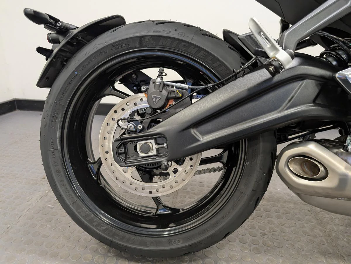 Triumph Trident 660 - Image 25