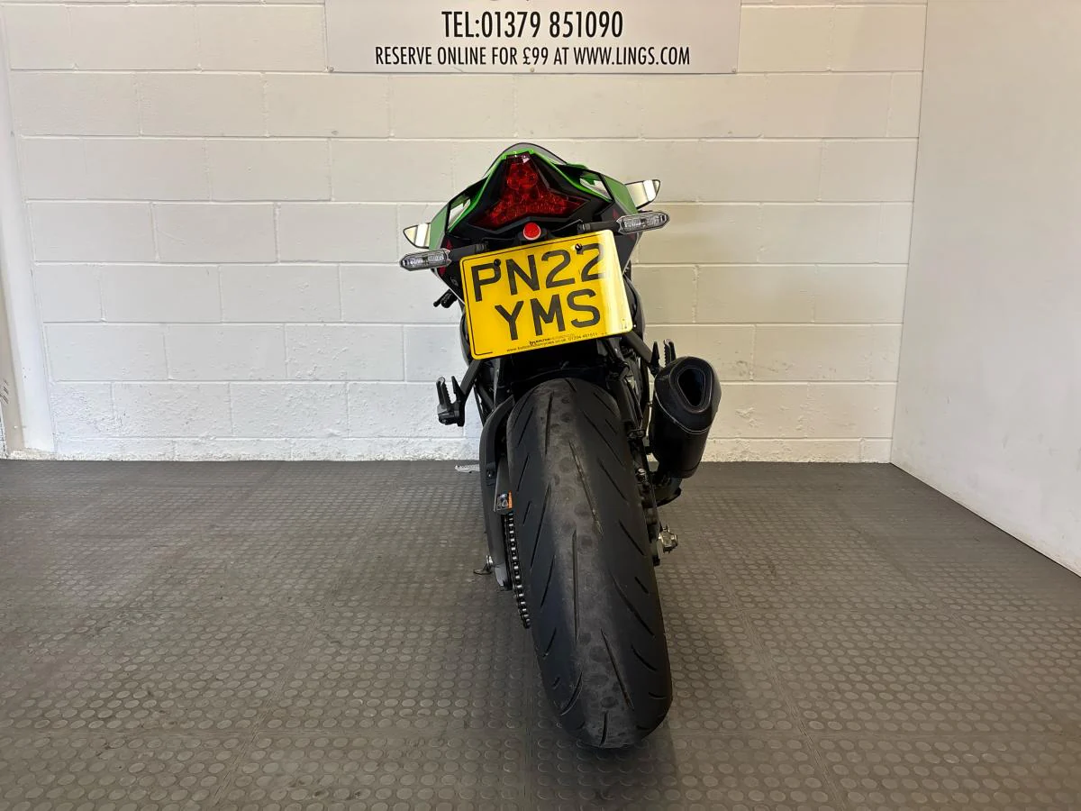 Kawasaki Ninja ZX-10R - Image 8