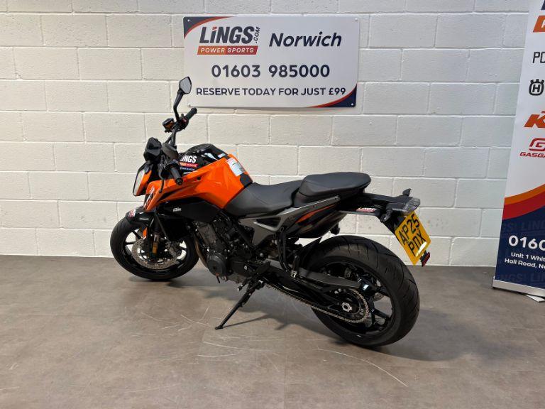 KTM 790 DUKE - Image 6
