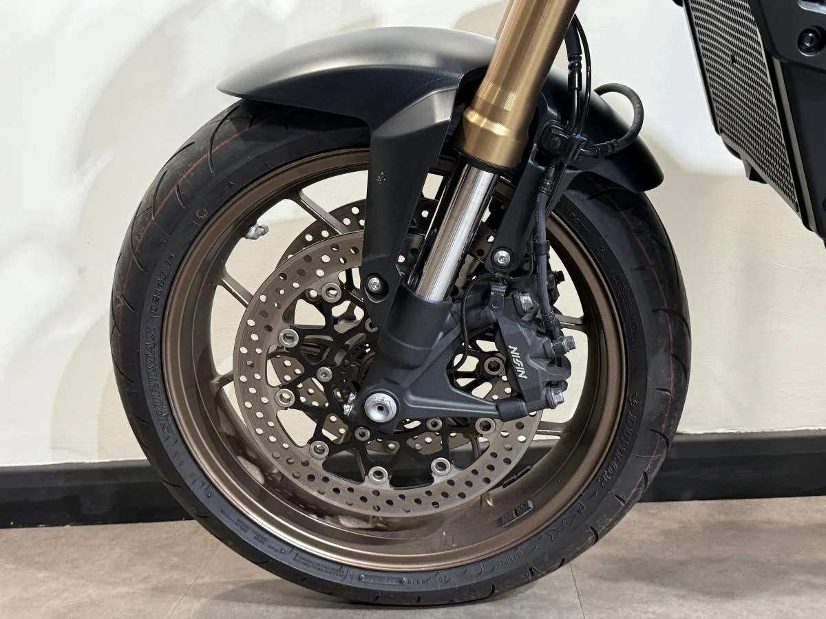 Honda CB650R - Image 12