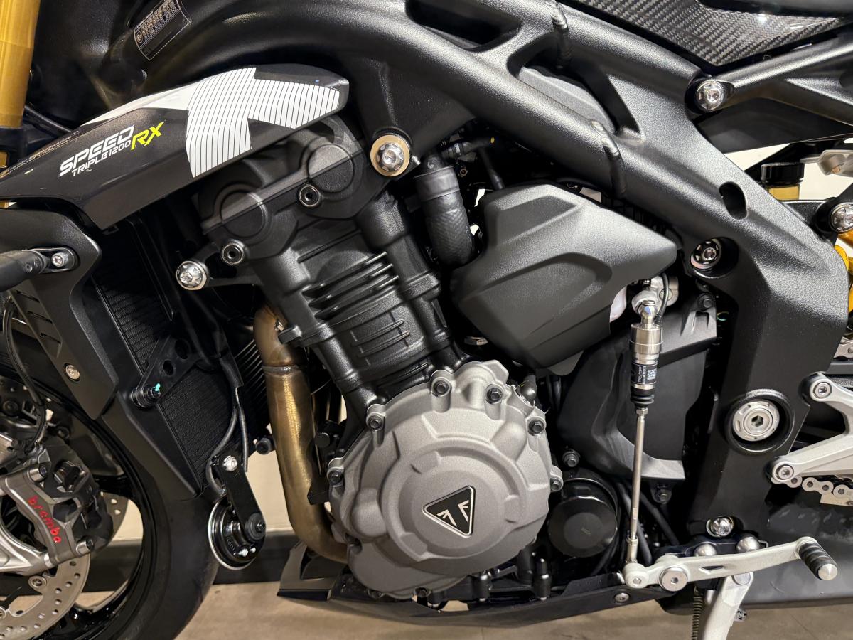 Triumph Speed Triple 1200 RX - Image 17