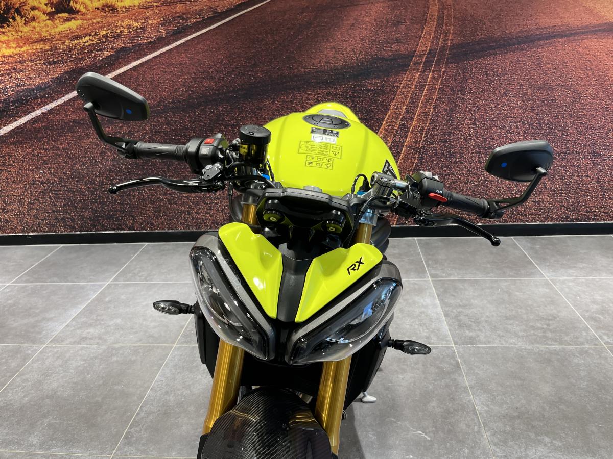 Triumph Speed Triple 1200 RX - Image 20