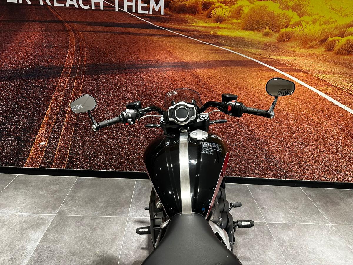 Triumph Rocket III GT Storm - Image 21