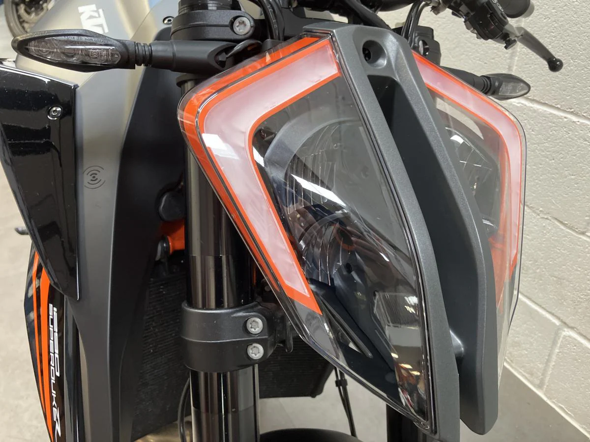 KTM 1290 SUPER DUKE R - Image 19