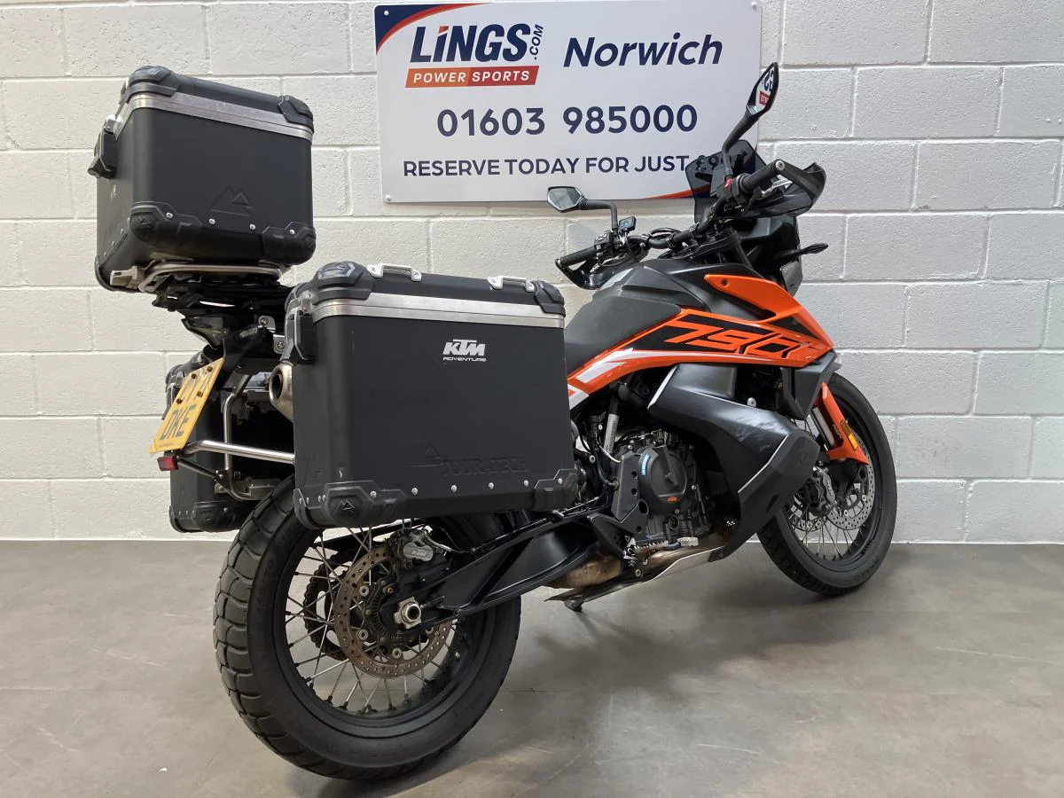 KTM 790 ADVENTURE - Image 11