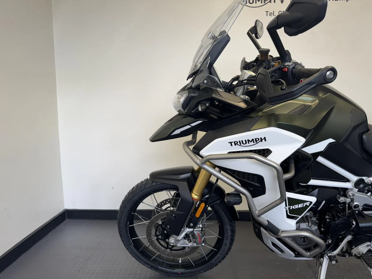 Triumph Tiger 1200 Rally Explorer - Image 9