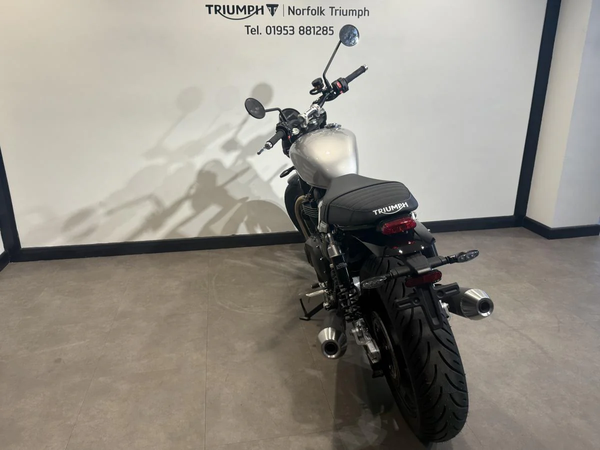 Triumph Speed Twin 900 - Image 6