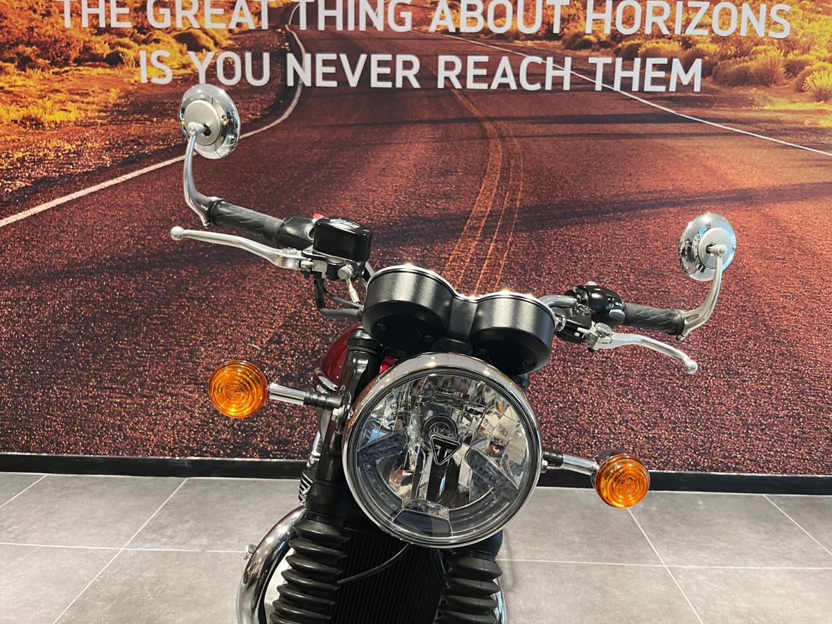 TRIUMPH BONNEVILLE T120 - Image 22