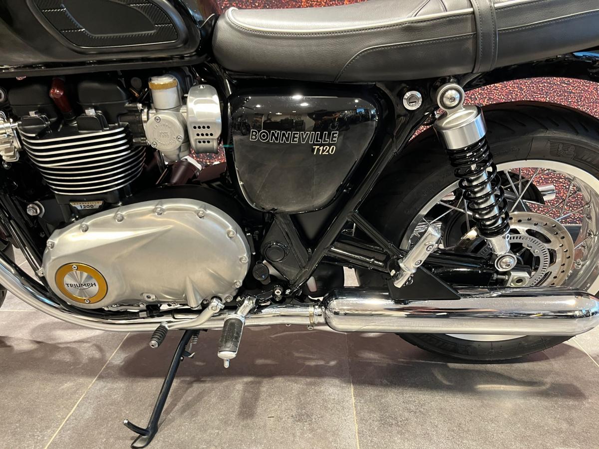 TRIUMPH BONNEVILLE T120 - Image 8