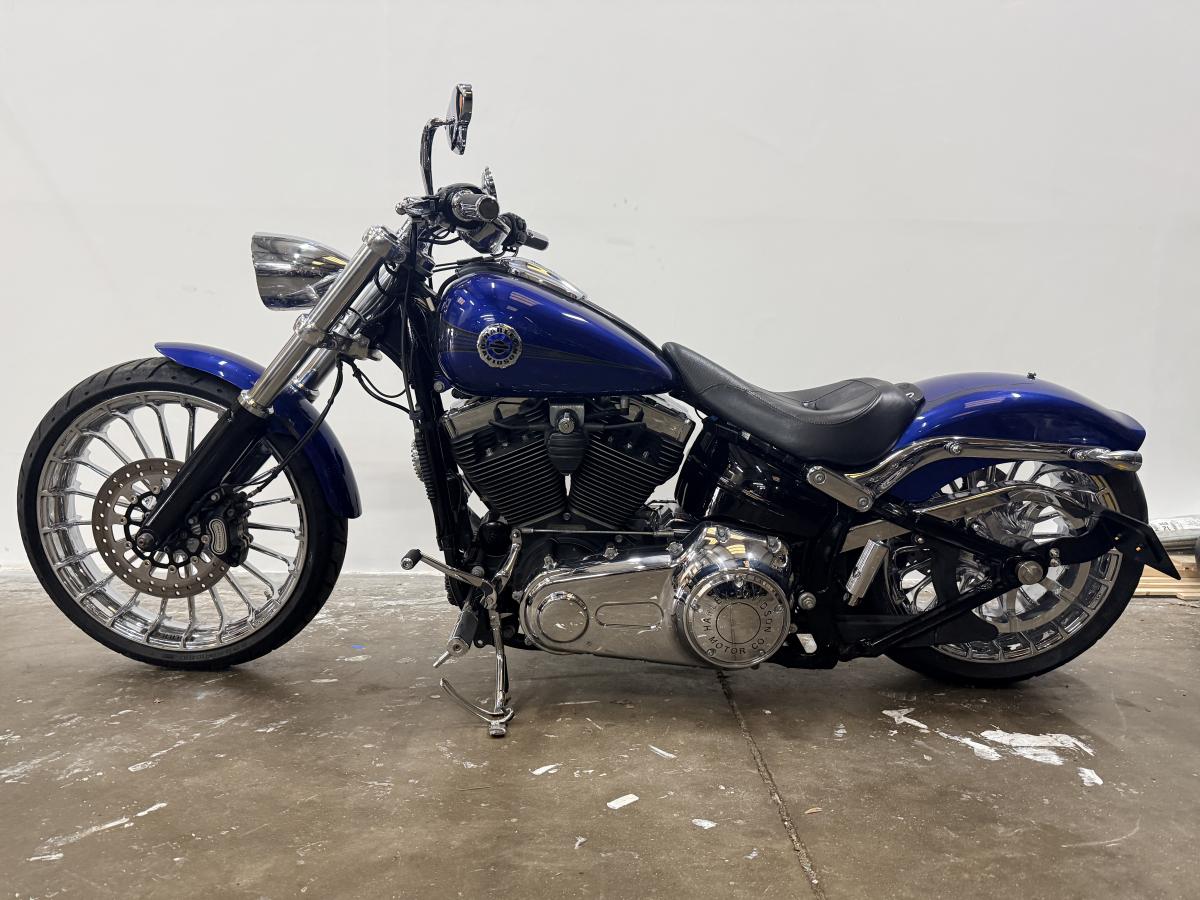 Harley-Davidson FXSB 103 BREAKOUT 1690 - Image 20
