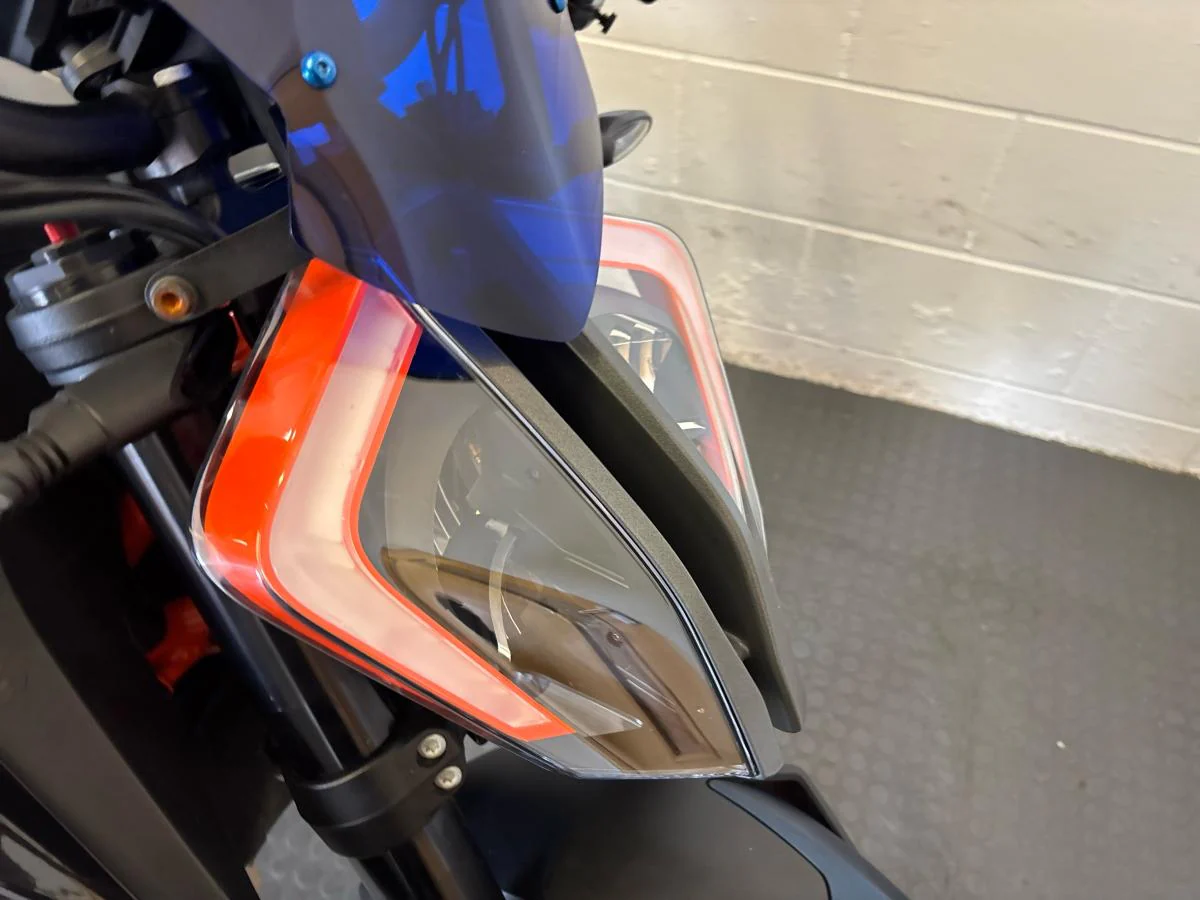 KTM 1290 Superduke R 2023 - Image 26