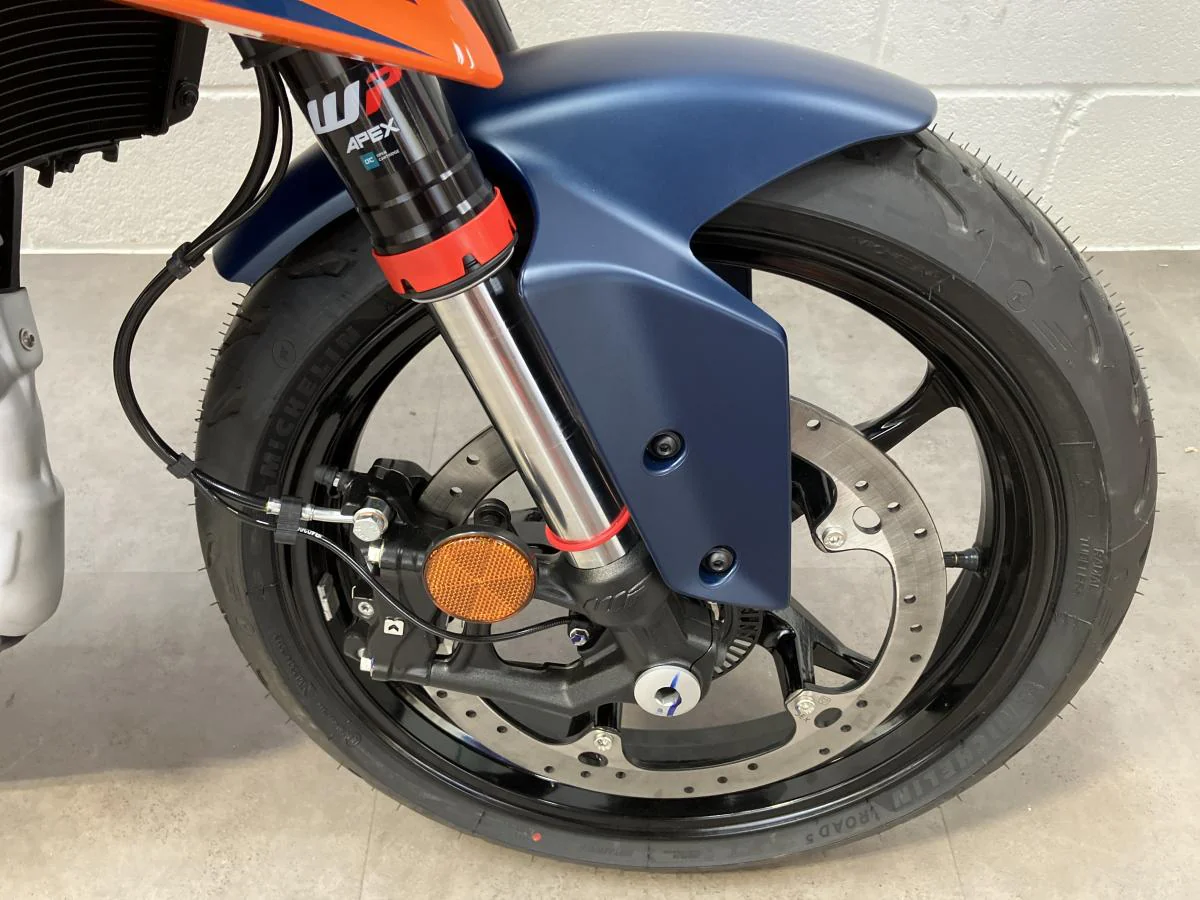 KTM 125 Duke - Image 17