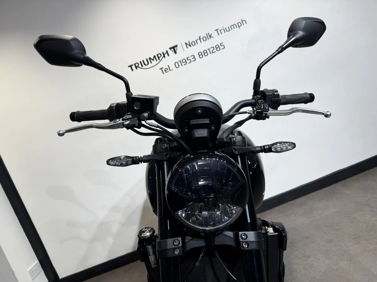Triumph Trident 660 - Image 24