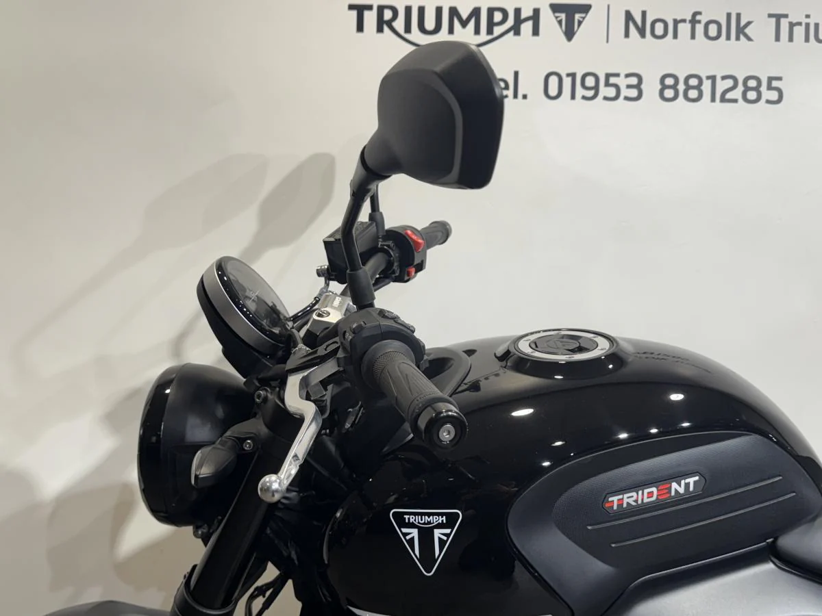 Triumph Trident 660 - Image 8