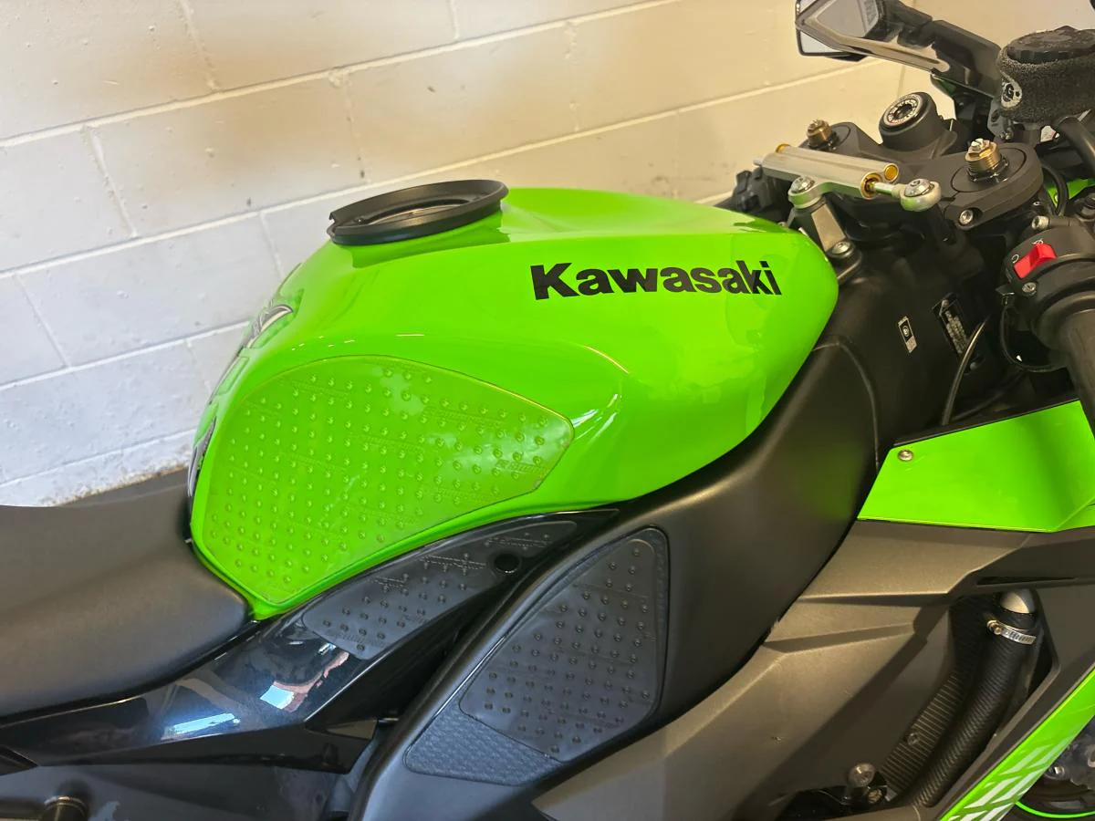 Kawasaki Ninja ZX-10R - Image 26