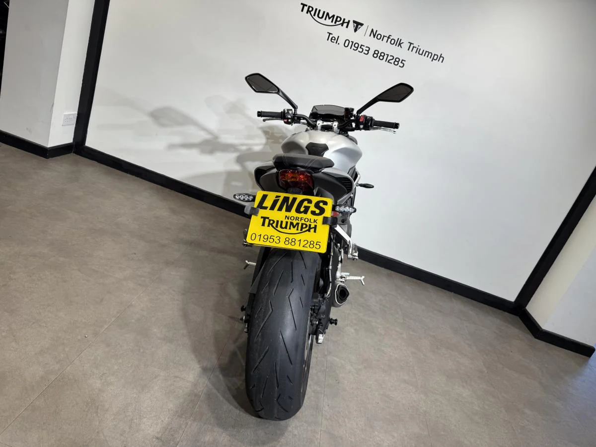 Triumph Street Triple 765 R Low - Image 19