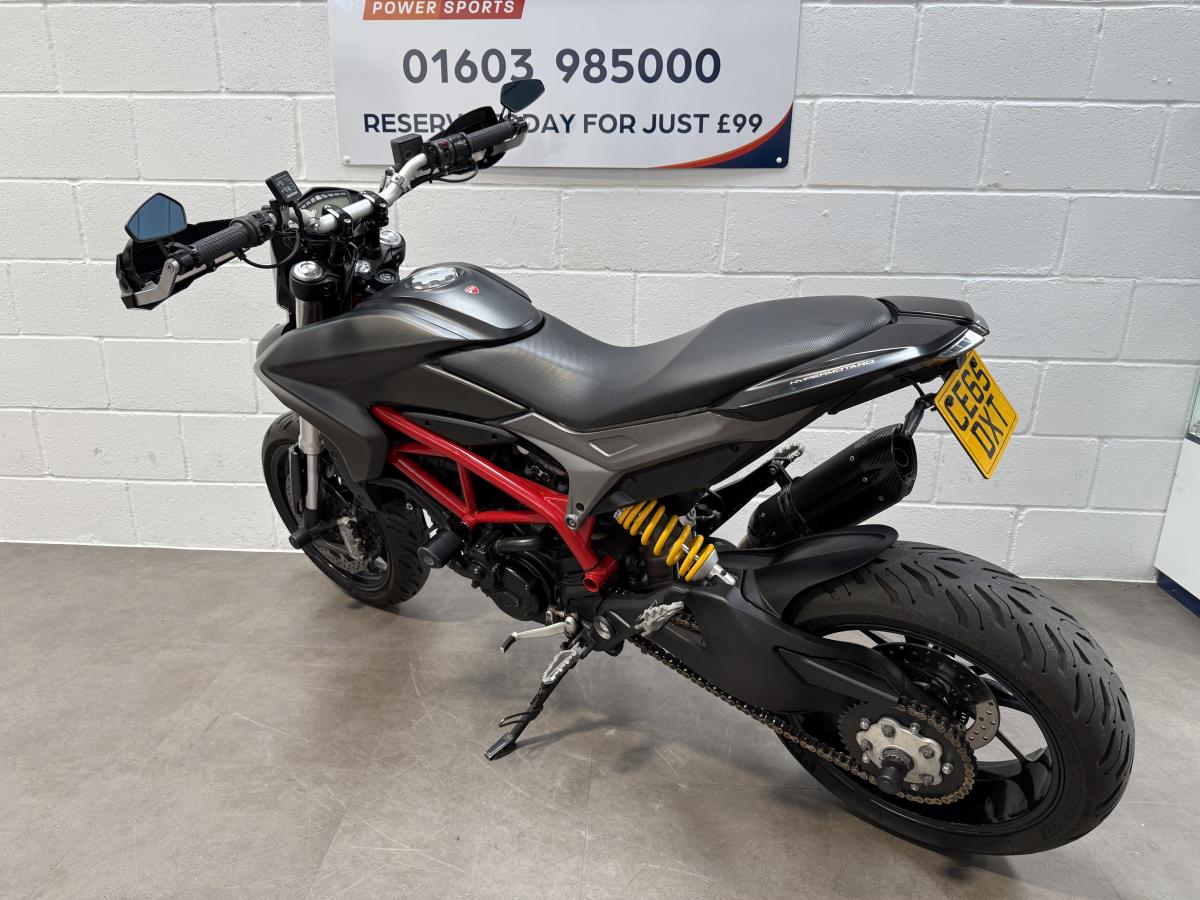DUCATI HYPERMOTARD 821 - Image 10