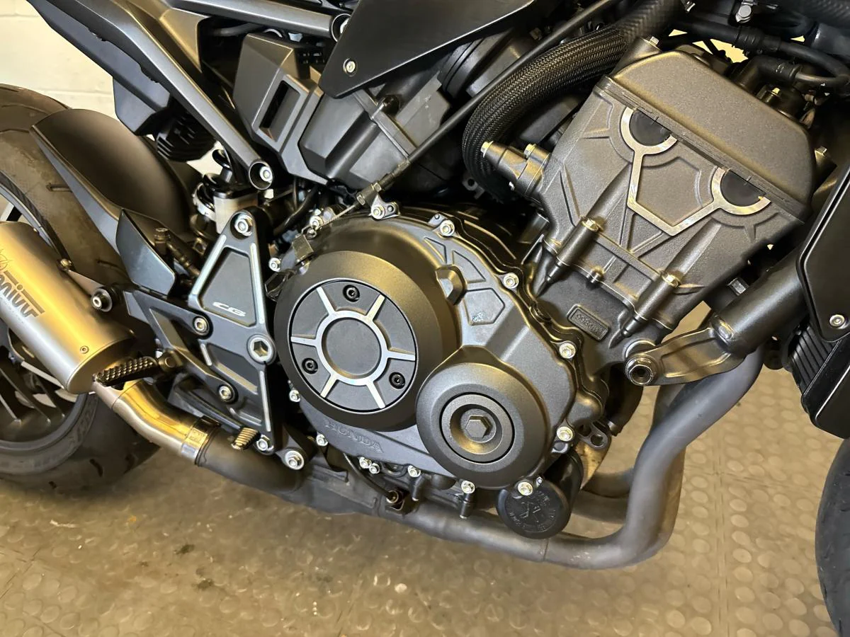 Honda CB1000RA - Image 27