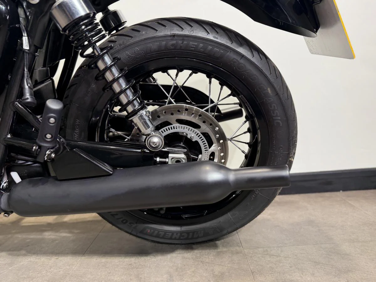 Triumph Bonneville T120 Black - Image 9