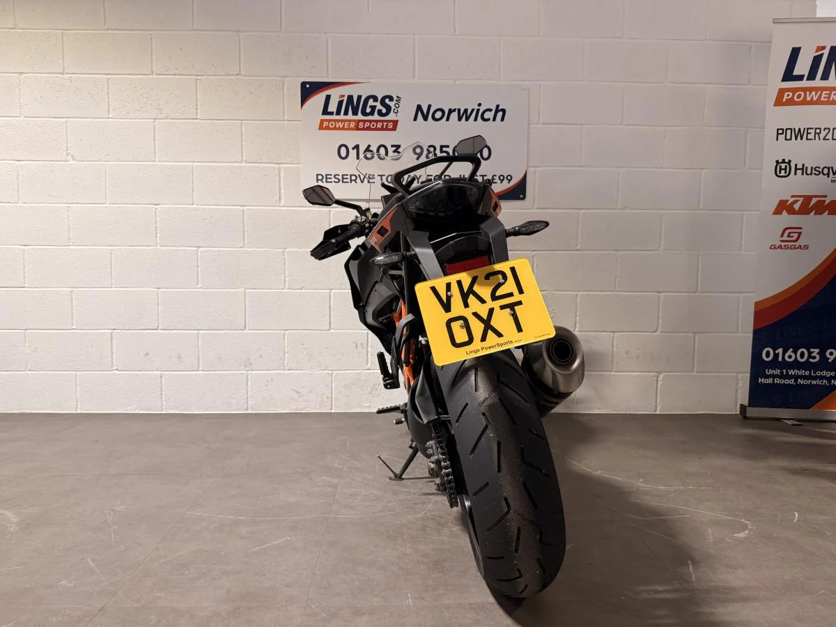 KTM 1290 Super Duke GT 2021 - Image 11