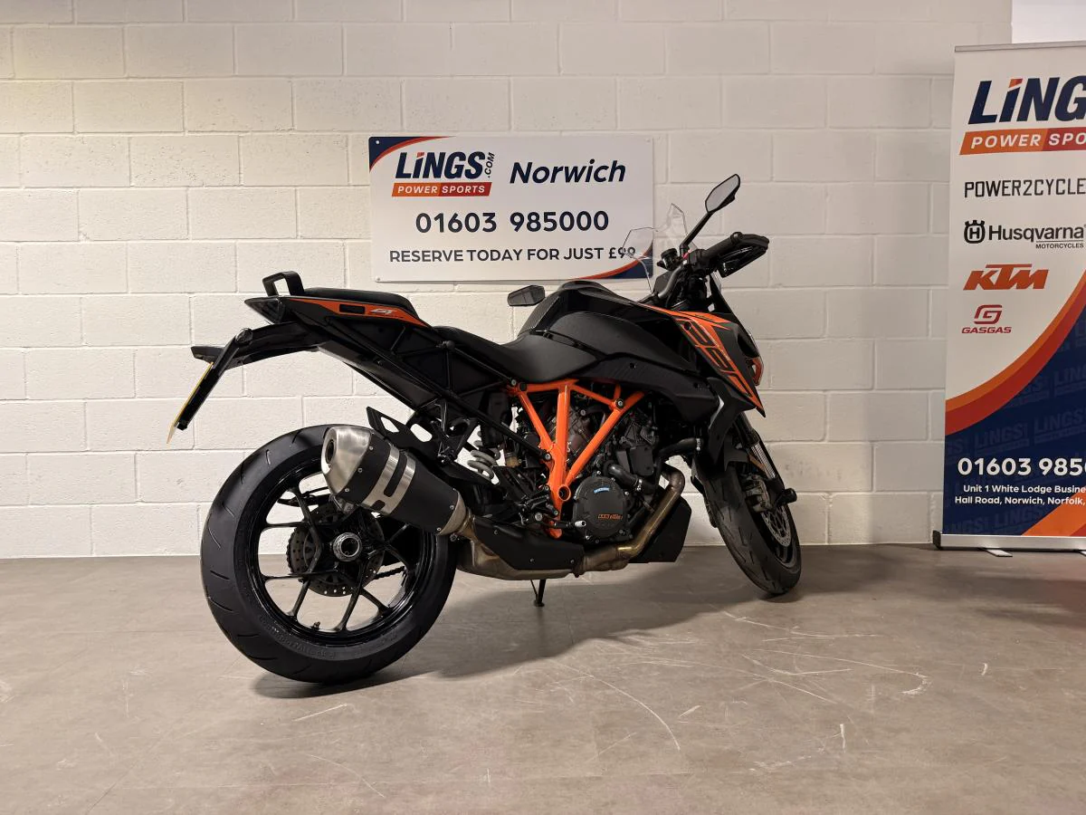 KTM 1290 Super Duke GT 2021 - Image 13