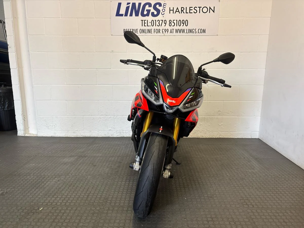 Aprilia Tuono V4 1100 Factory - Image 22